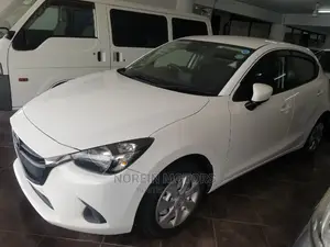 Mazda Demio 2014 Green