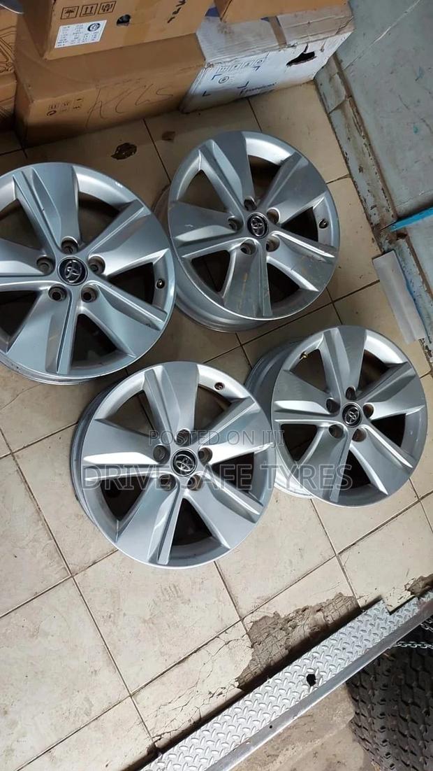 Hurrier New Shape Original Rims 17 Inch Set Silver