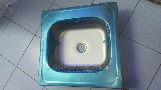Small Sink - main view