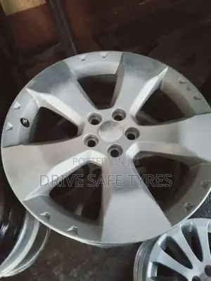 Subaru Forester Original Rims 17 Inch Set Silver