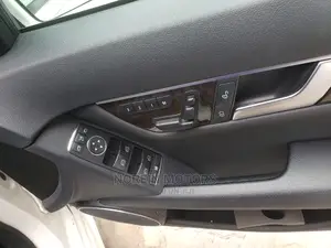 Mercedes-Benz C180 2015 White