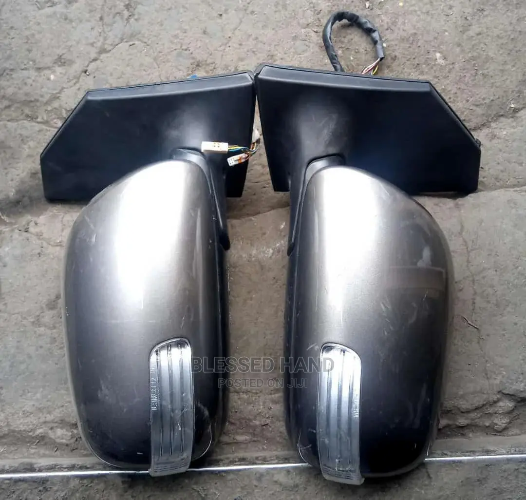 Side Mirror Premio 240,260,265