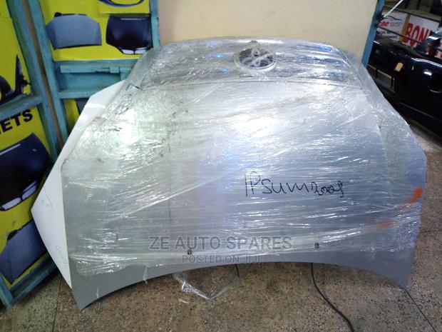 Ipsum 2005 Bonnet - main view