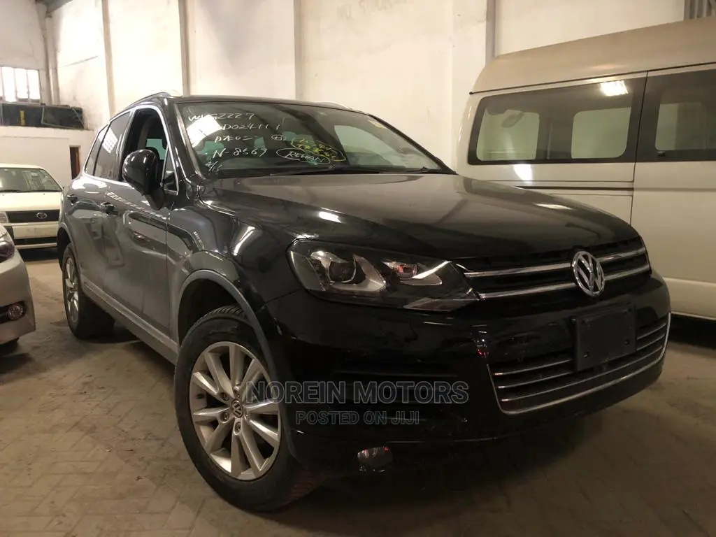 Volkswagen Touareg 2015 Black