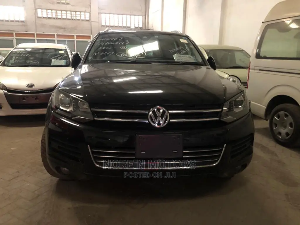 Volkswagen Touareg 2015 Black