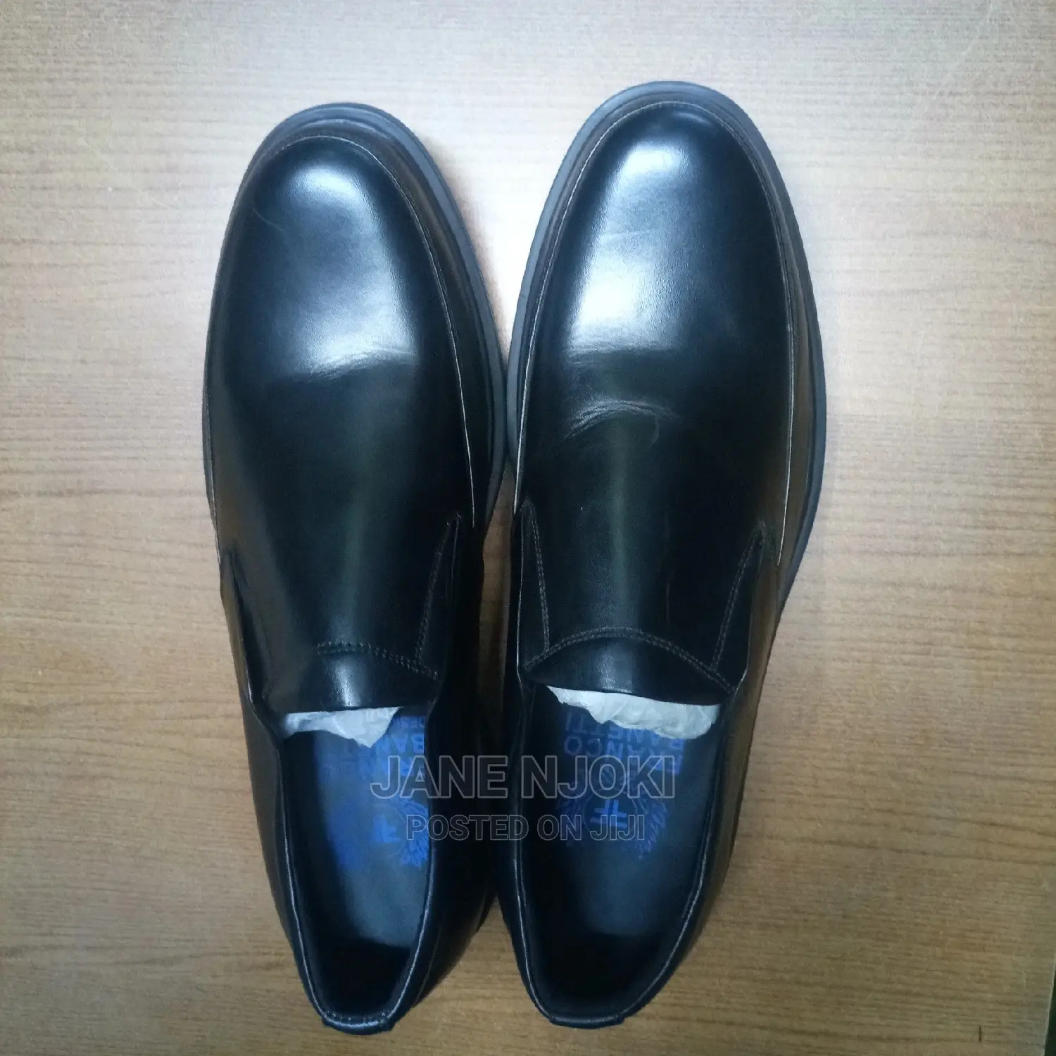 Black Shoe