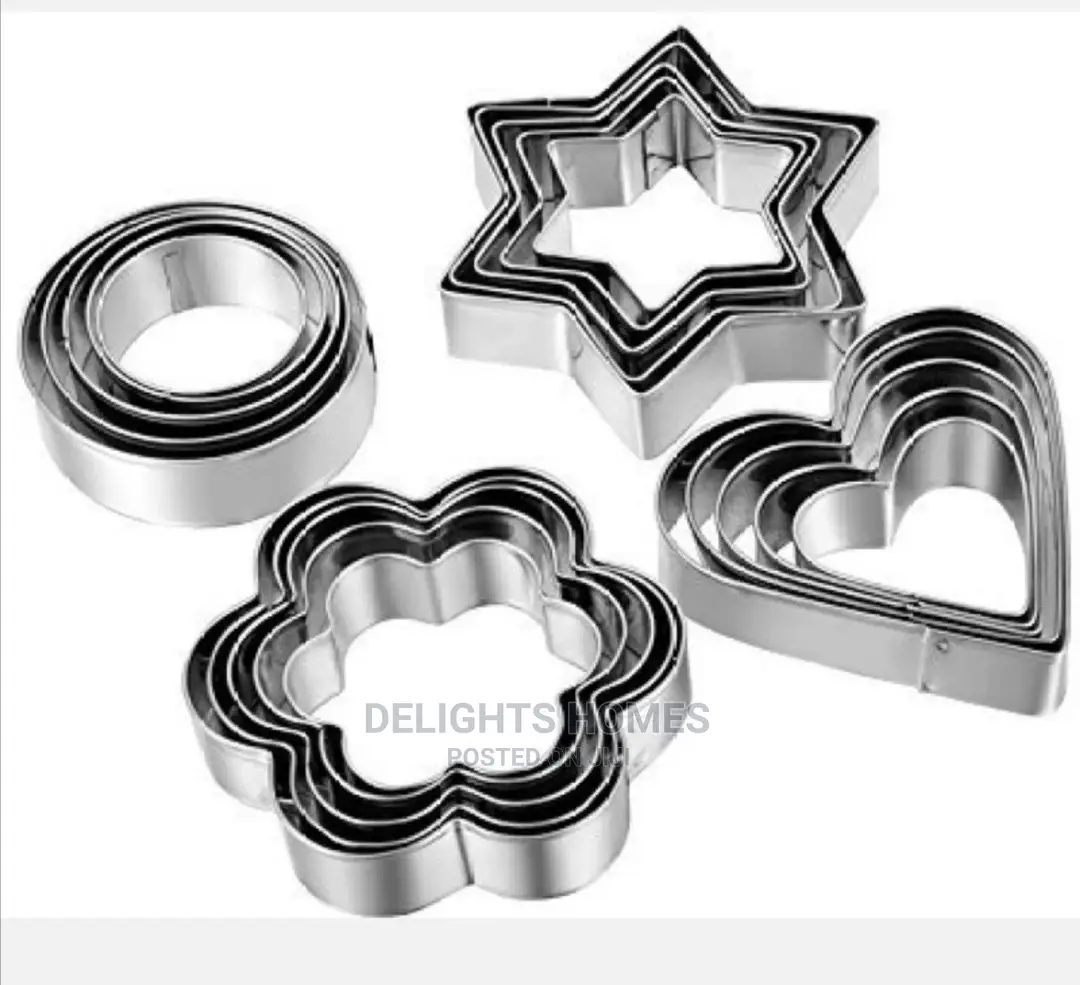*12pcs Stainless Steel Cookies Cutter