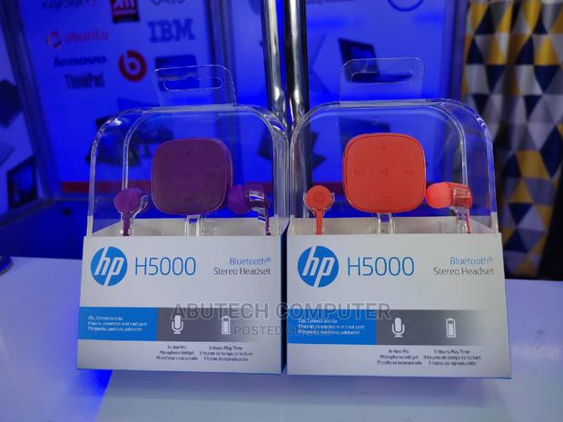 Hp Bluetooth Earphones - main view