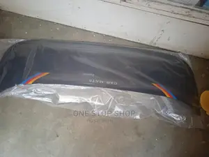 Universal Car Mate