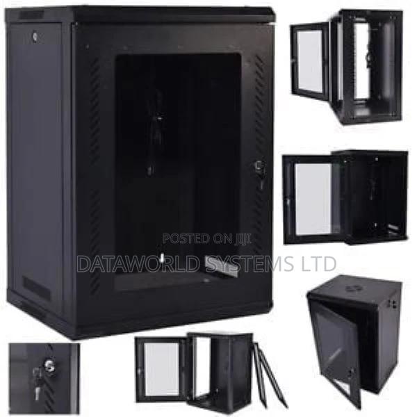 18u 600 X 600 Wall Mounted Data Cabinet - main view