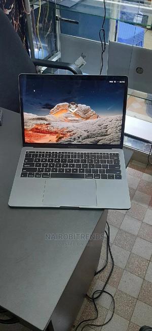 Laptop Apple MacBook Pro 2016 8GB Intel Core I5 SSD 256GB