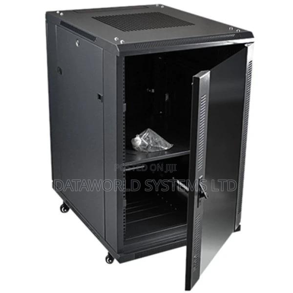 22U 600 X 600 MM Floor Standing Rack Cabinet