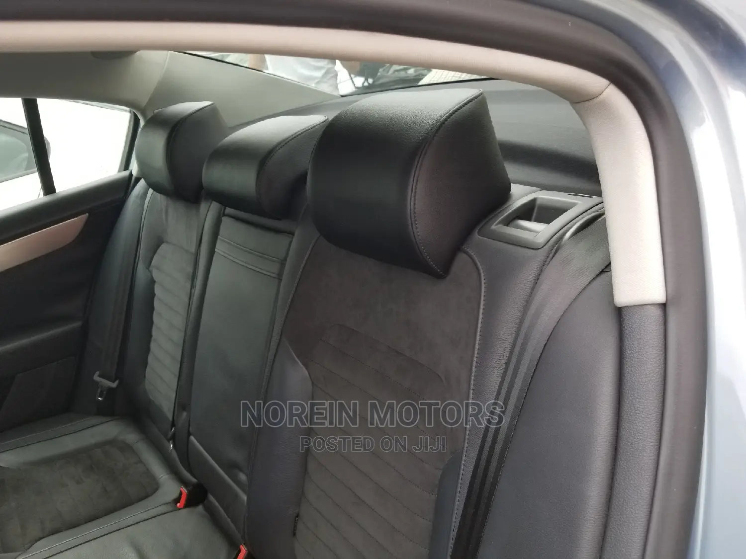 Volkswagen Passat 2014 Blue