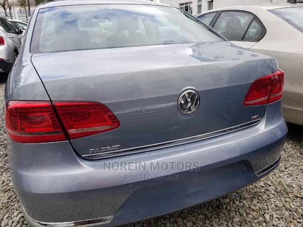 Volkswagen Passat 2014 Blue - thumbnail 10