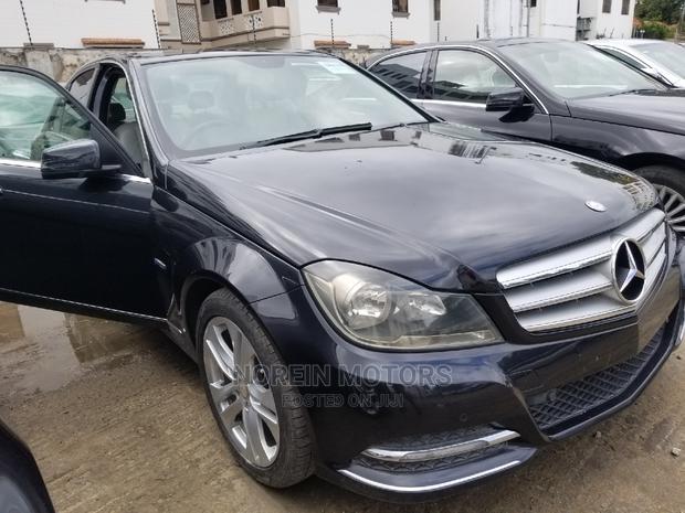 Mercedes-Benz C200 2015 Blue - thumbnail 3
