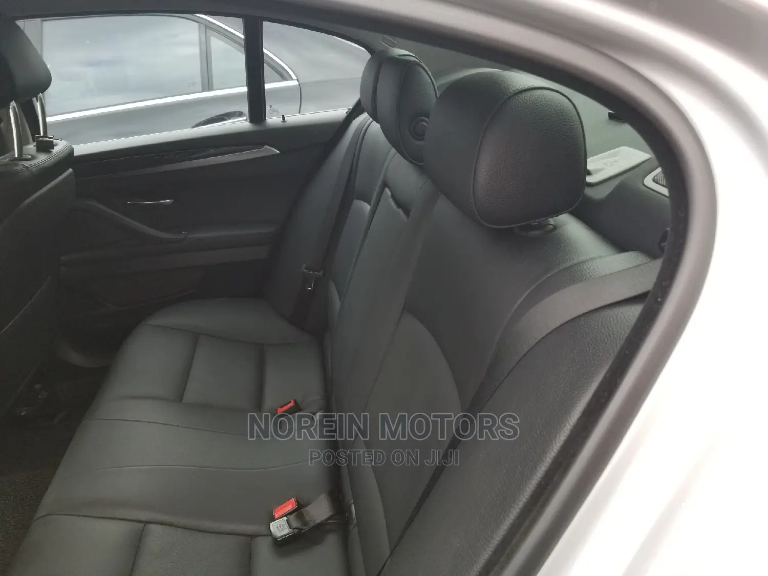 BMW 520i 2014 Silver