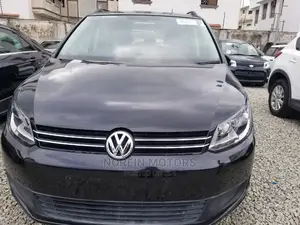Volkswagen Touran 2014 Black