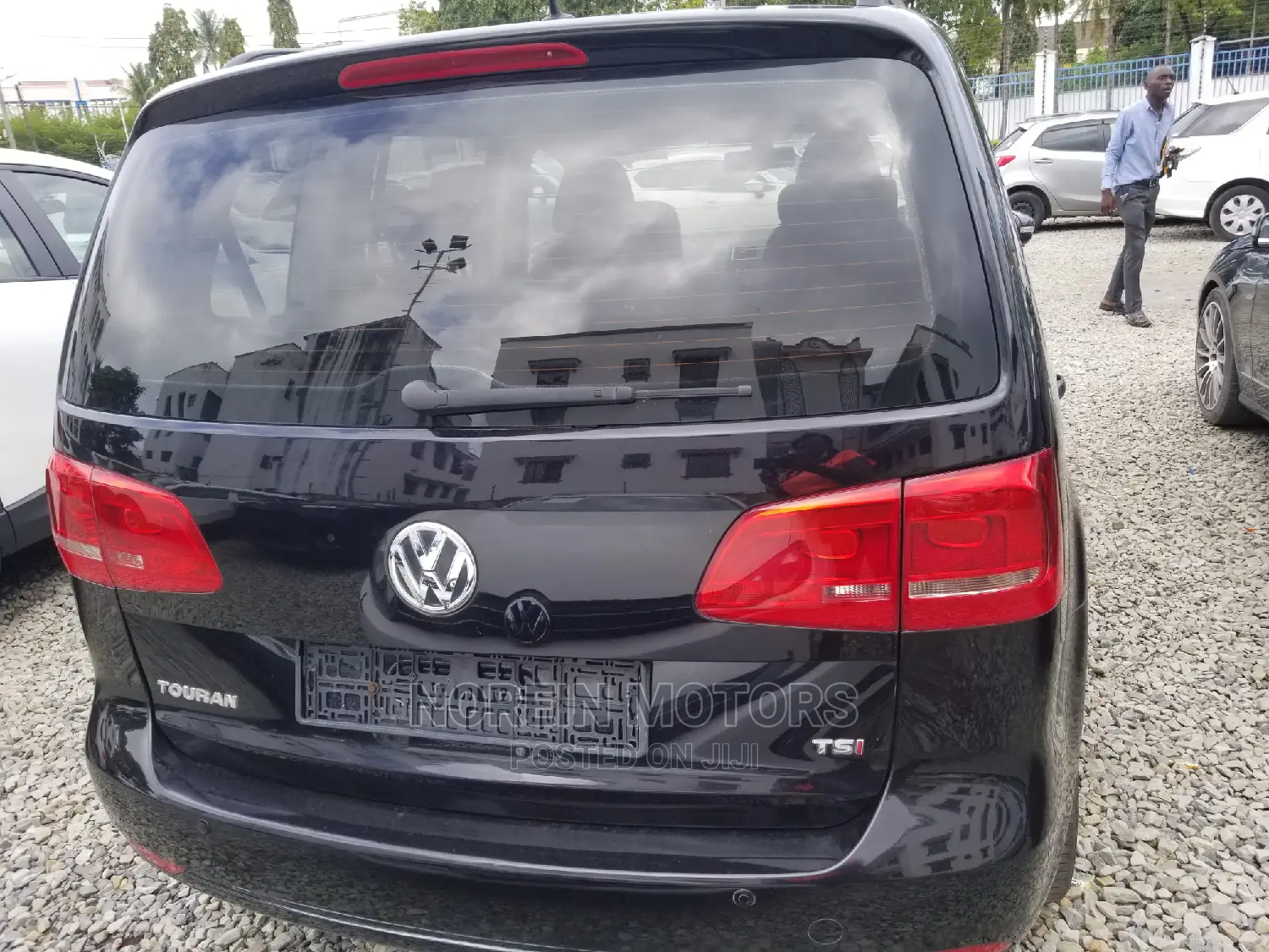Volkswagen Touran 2014 Black