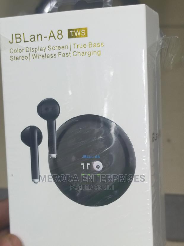 Wireless Fast Charging Headset - main view