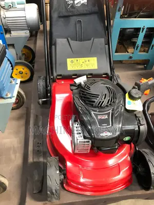 New Briggs and Stratton Lawn Mower