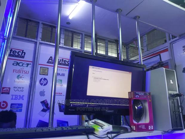 Desktop Computer HP 4GB Intel Core 2 Duo HDD 320GB - main view