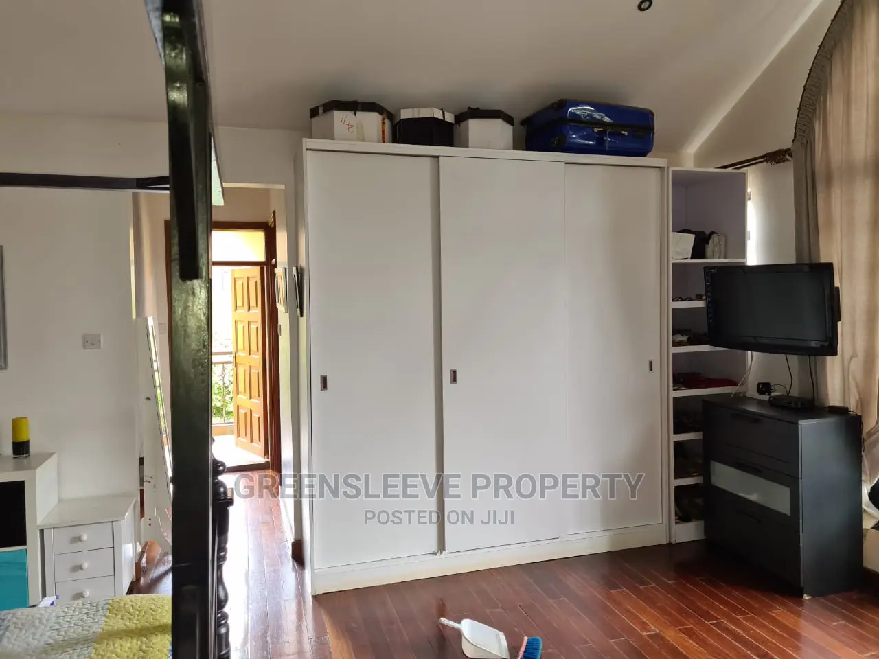 4bdrm Townhouse / Terrace in Hardy for rent