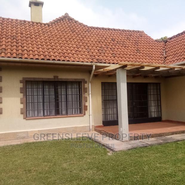 4bdrm Bungalow in Hardy for Rent - main view