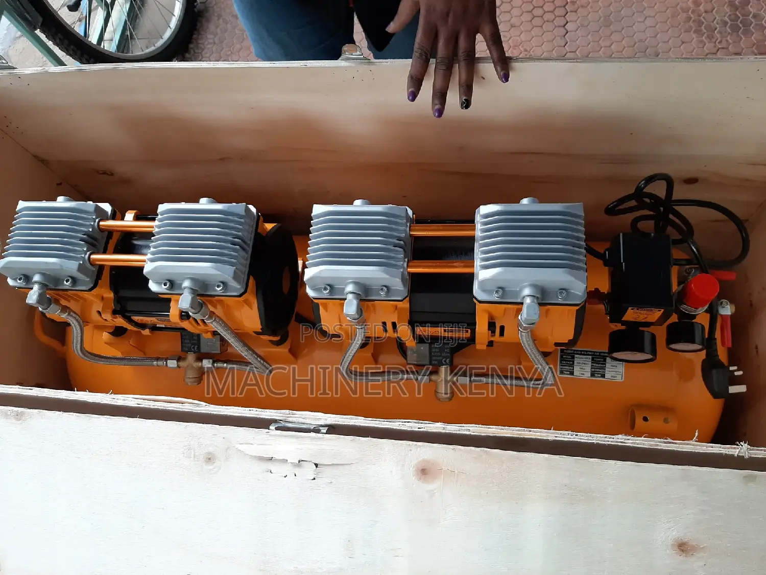 100l Oil Free/Silent Air Compressors