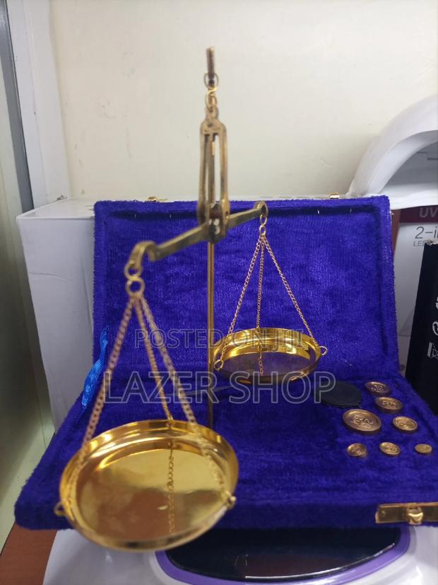 Gold Weighing Balance - main view