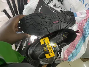 Safety Shoes- Sporty Type