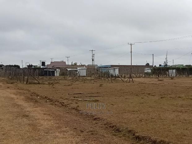 Chaka,Baraka Plots - thumbnail 3