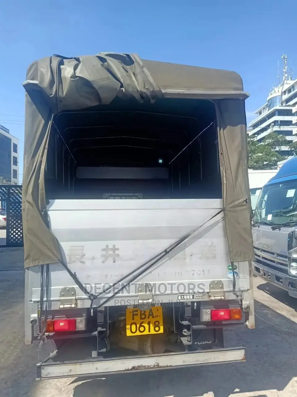 Mitsubishi Fuso 2014 Green