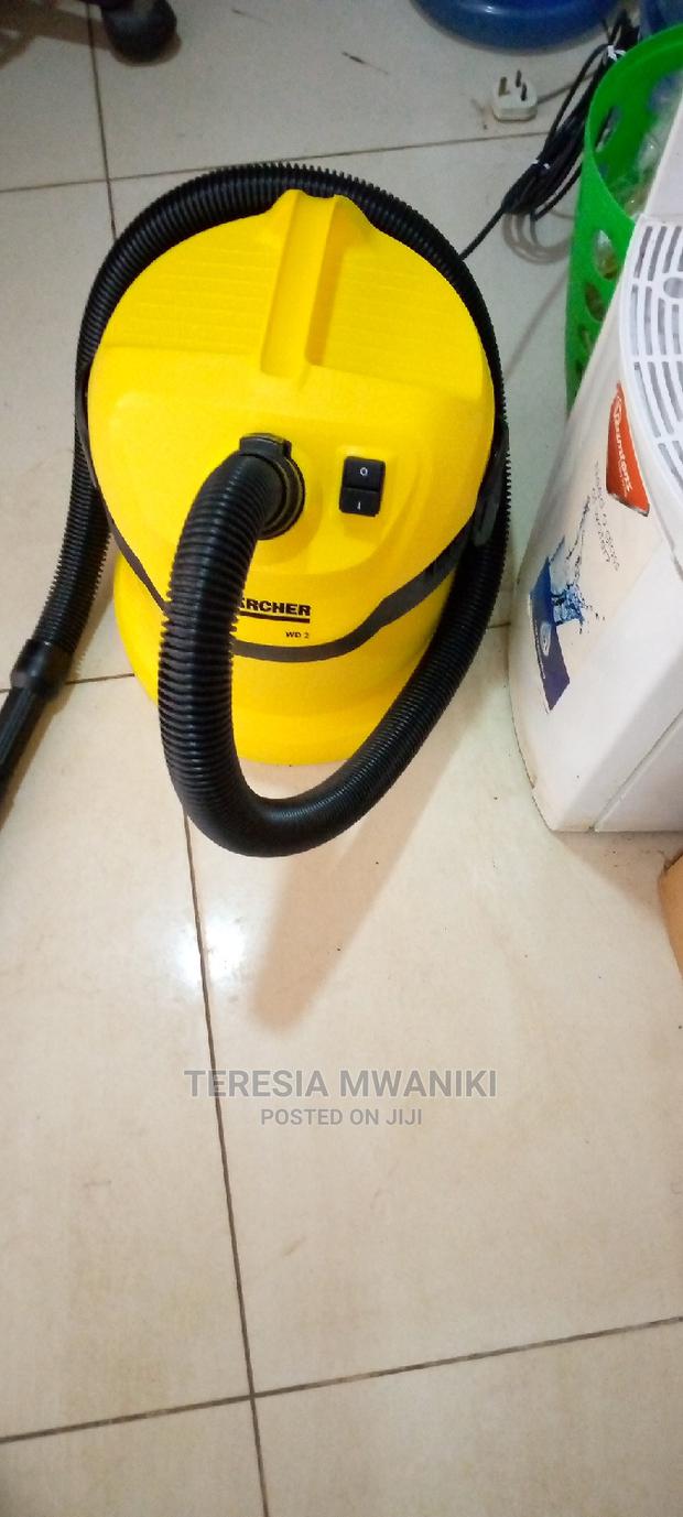 Vacuum Cleaner - thumbnail 4