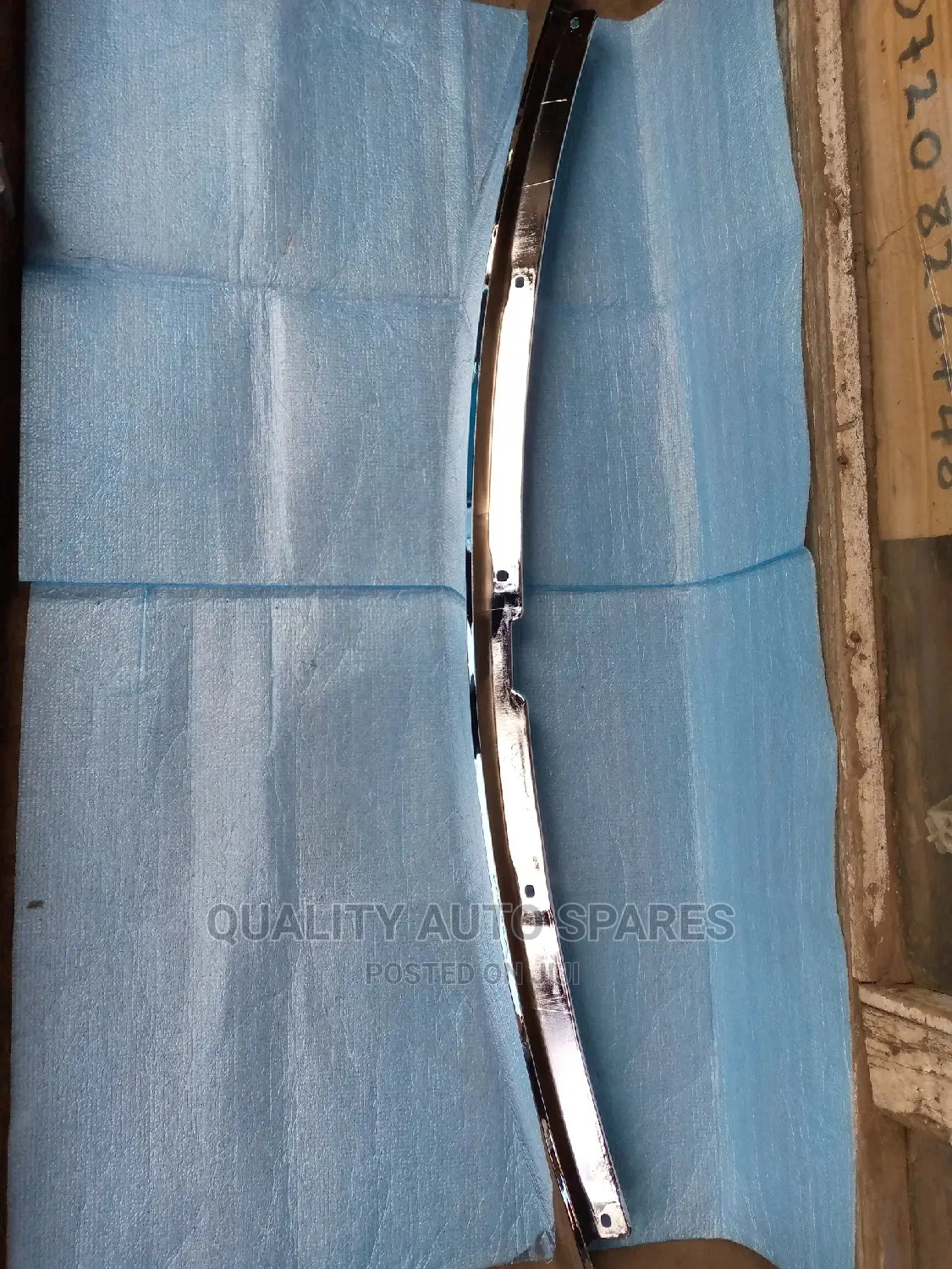 Bonnet Moulding Toyota Premio 240