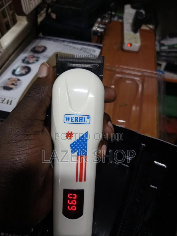 Werhl Cordless Shaver - thumbnail 4