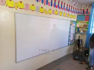 We Supply Countrywide Whiteboards. 4x3ft in Stock