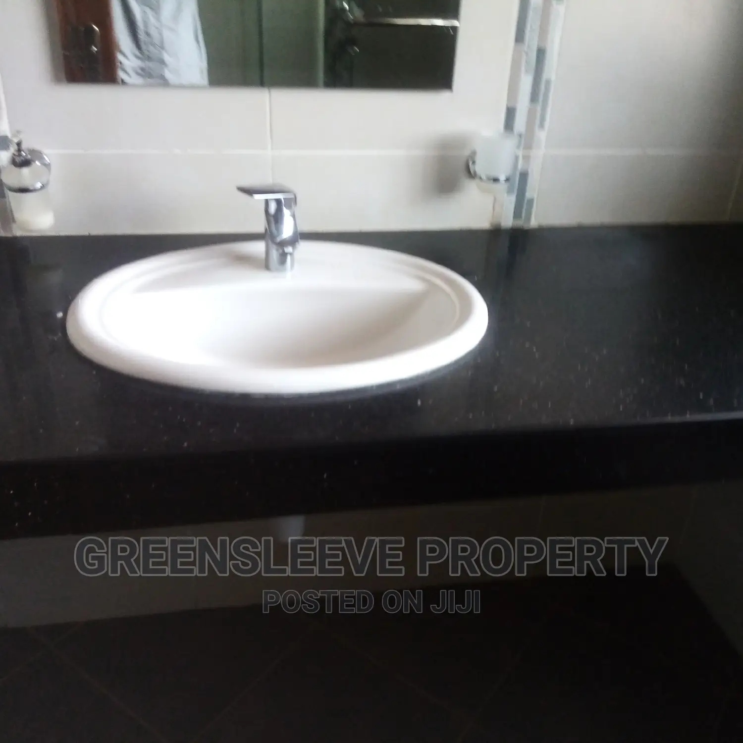 4bdrm Townhouse / Terrace in Hardy for rent