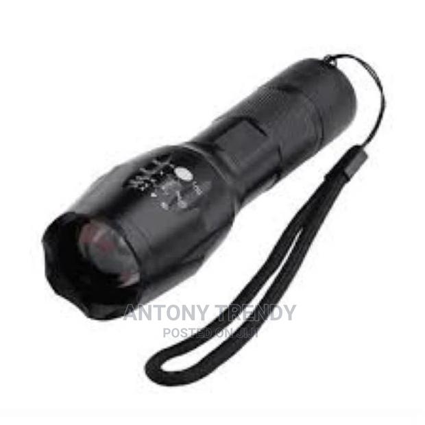 CREE XML T6 Led Flashlight 10000 Lumens Zoomable Torch 5 Mod
