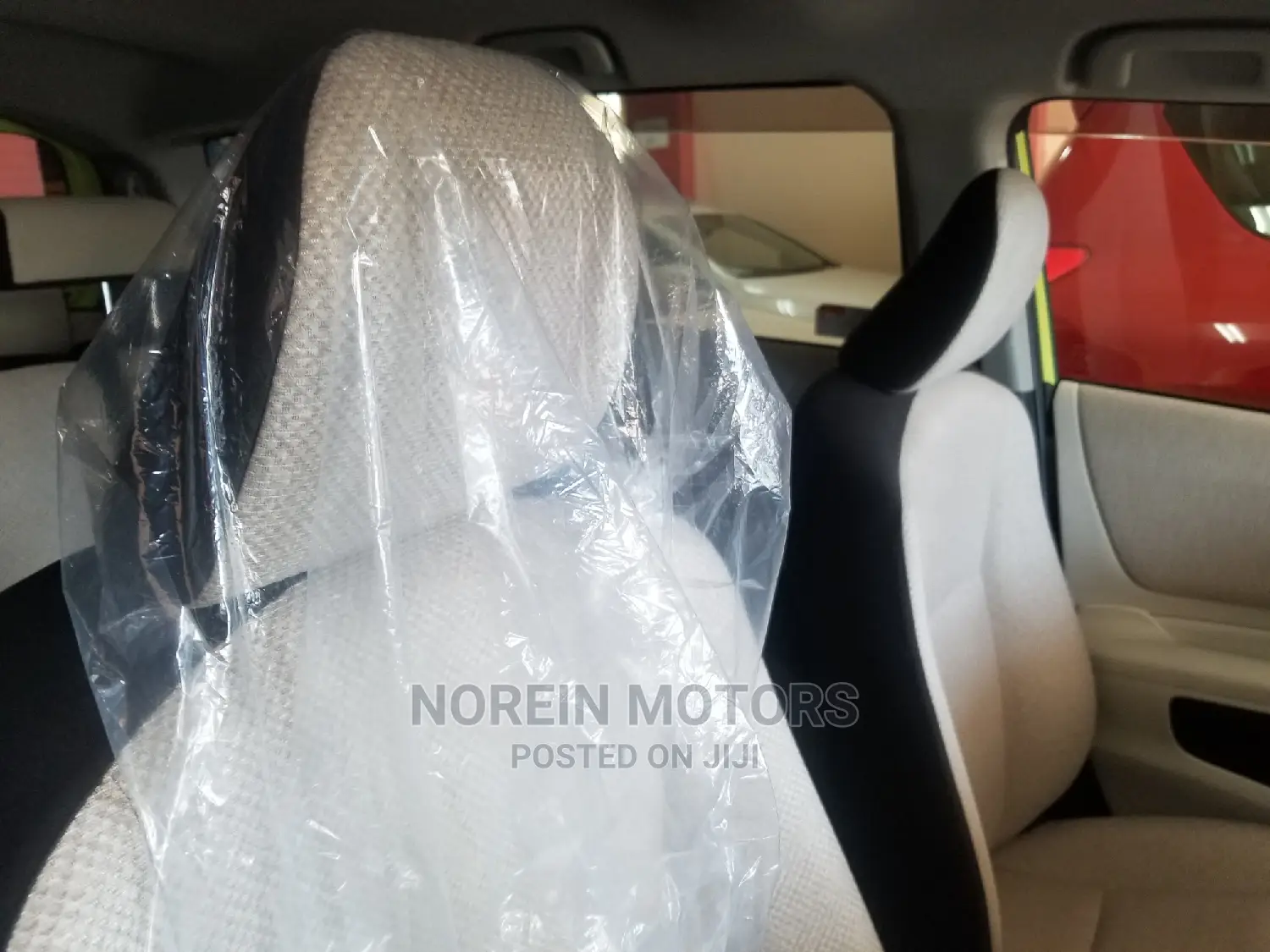 Toyota Sienta 2015 Green