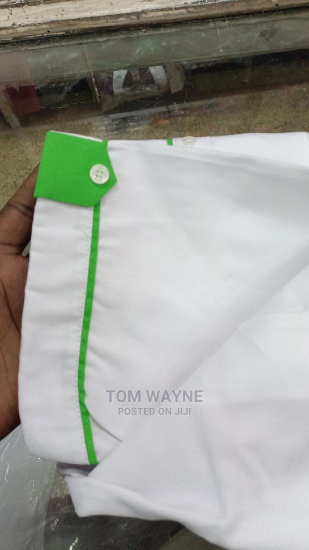 Staff Shirts Uniform With Coloured Collars - thumbnail 2