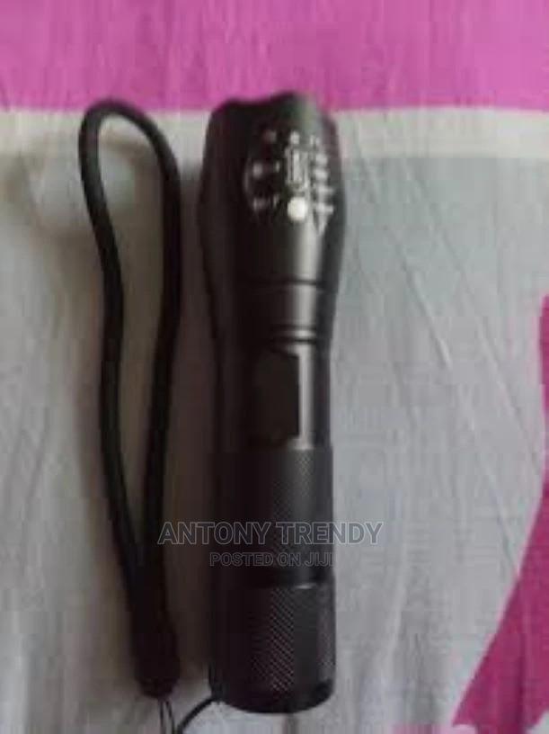 Alonefire XML-T6 Torch (Black