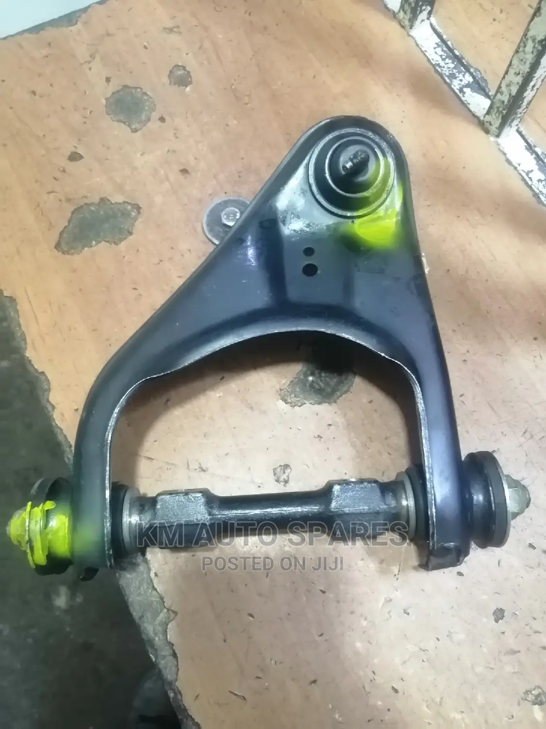 Mitsubishi L200 Upper Control Arm.