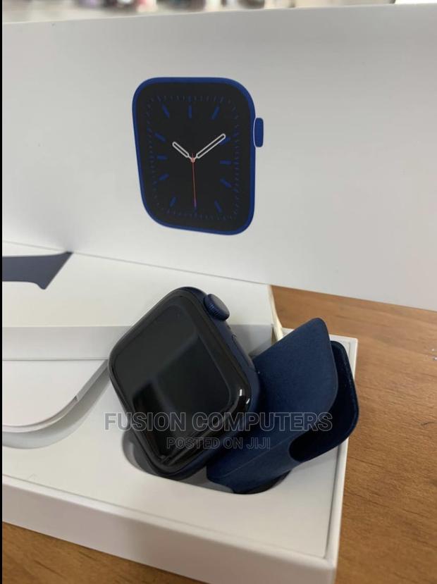 Apple Watch Series 6 40mm - thumbnail 3