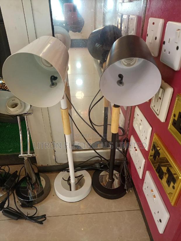 Table Reading Lamps - main view