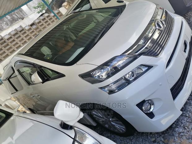 Toyota Vellfire 2013 Pearl