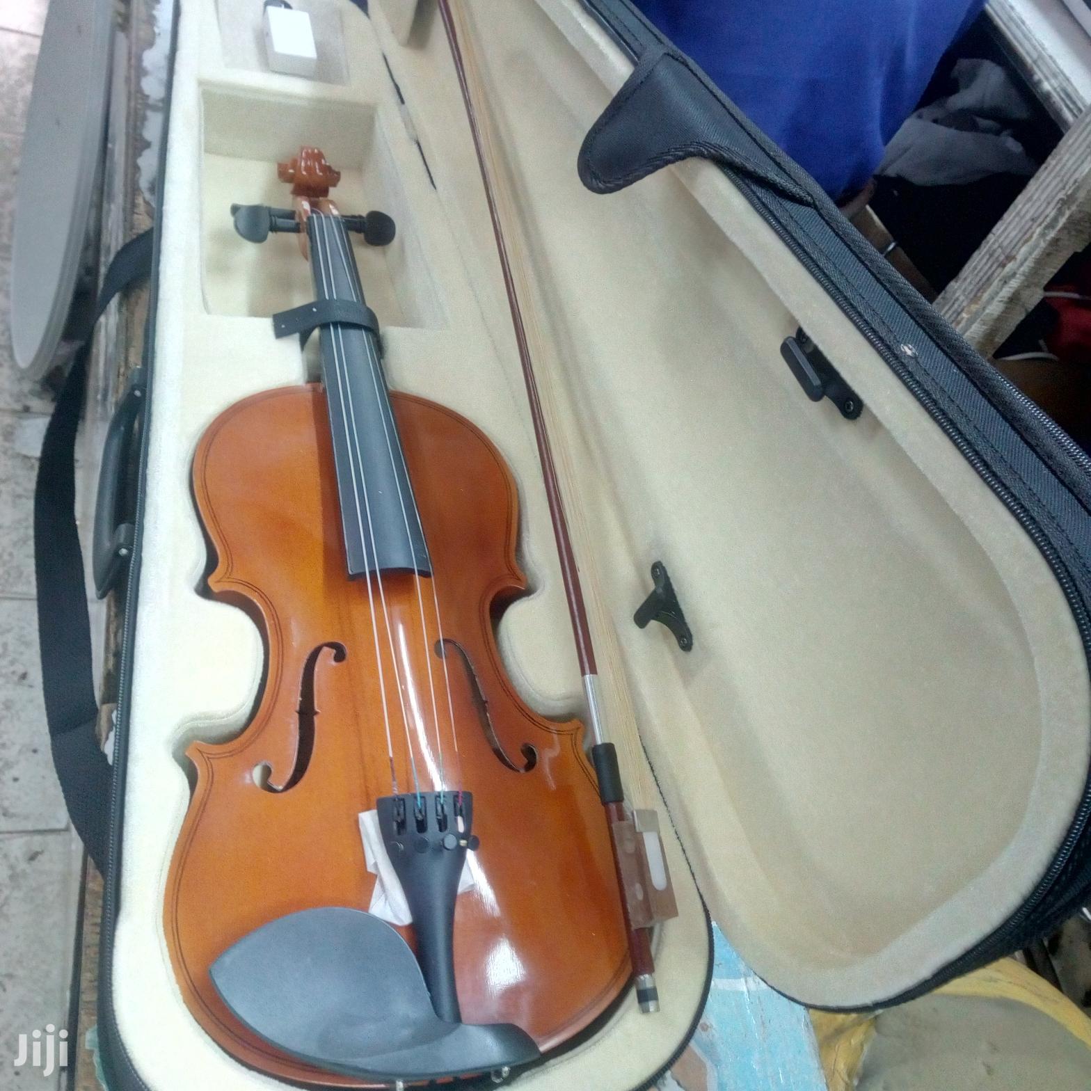 Violin Maple Leaf