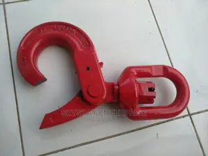 G80 Swivel Self-Locking Hook