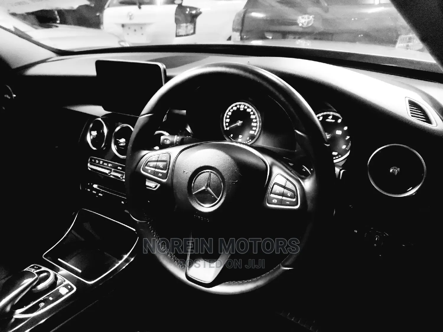 Mercedes-Benz C200 2015 Silver