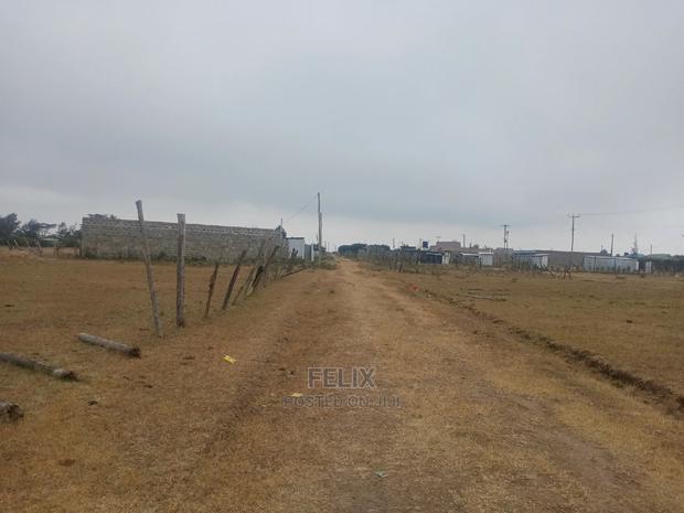 Chaka /Baraka Quarter Plot on Sale - thumbnail 3