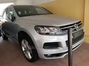 Volkswagen Touareg 2015 Silver